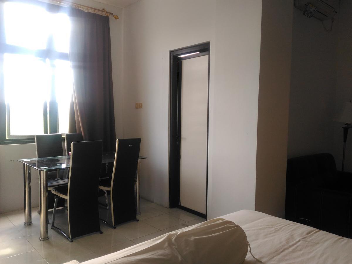 Grand Royal Taliwang Hotel 外观 照片