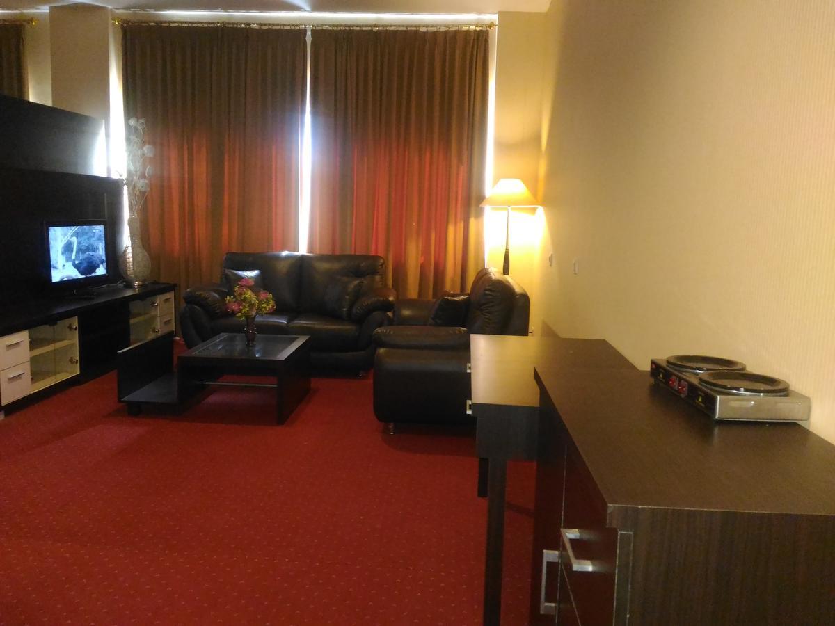 Grand Royal Taliwang Hotel 外观 照片