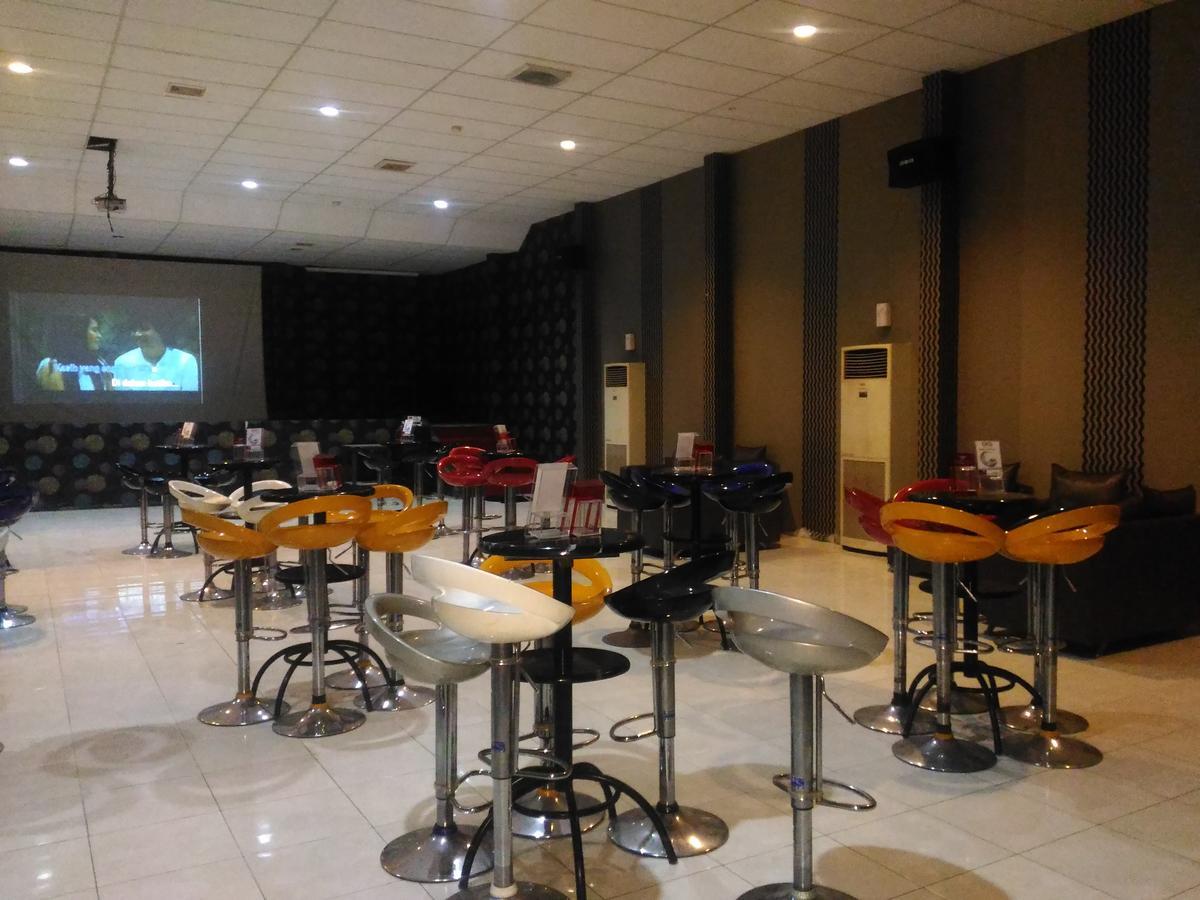 Grand Royal Taliwang Hotel 外观 照片